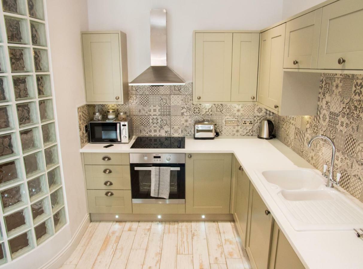 Stunning Shabby Chic Loft Ap * Leeds (West Yorkshire)